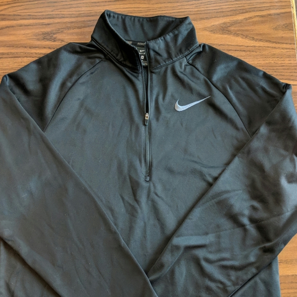 Nike pull-over